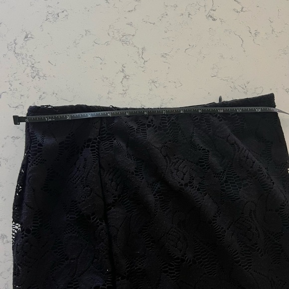 Zara Black Lace Back Zip Midi Pencil Skirt with Cut Out Design Size XS - Picture 5 of 6